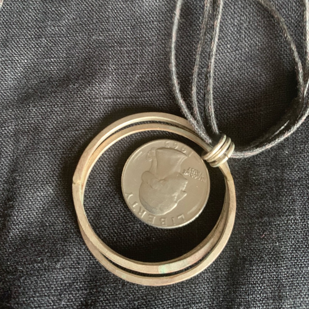 Choker - Picture 2 of 3